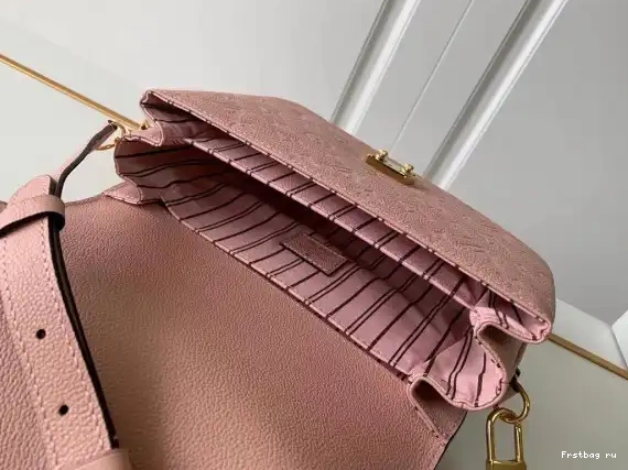 Frstbag ru Pochette Louis Metis Vuitton 0525